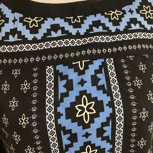 Loft Bell Sleeve Dress - Picture 7 of 8